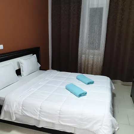 Ξενοδοχείο Yal & Restaurant 3*